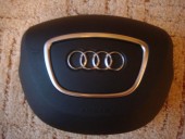 Dezmembrez Audi Q3