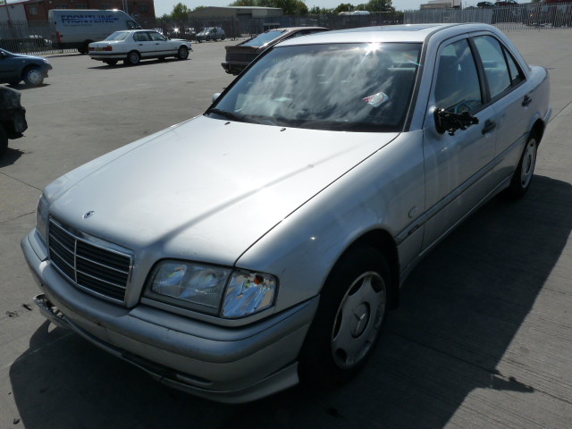 Parbriz mercedes c200