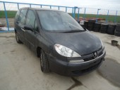 Dezmembrez Peugeot 807