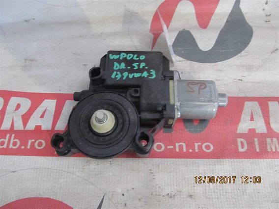 MOTORAS MACARA DREAPTA SPATE Volkswagen Polo diesel 2012 - Poza 1