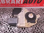 MOTORAS MACARA STANGA SPATE Volkswagen Passat diesel 2011