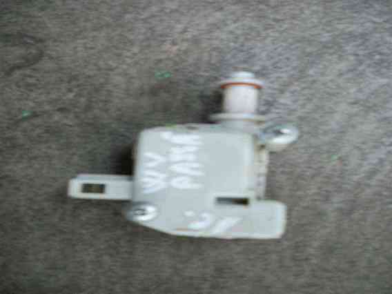 ACTUATOR STANGA Volkswagen Passat motorina 0 - Poza 1