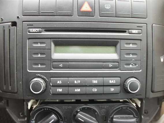 UNITATE RADIO CD VW  Volkswagen Polo 2007 - Poza 1