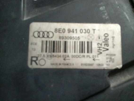 FAR DREAPTA Audi A4 2004 - Poza 3