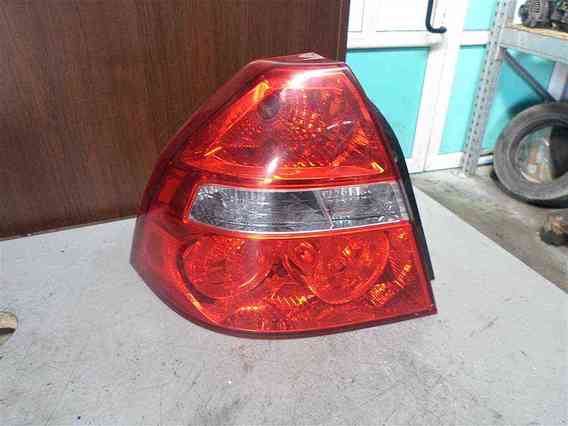 LAMPA STANGA SPATE Chevrolet Aveo 2006 - Poza 1