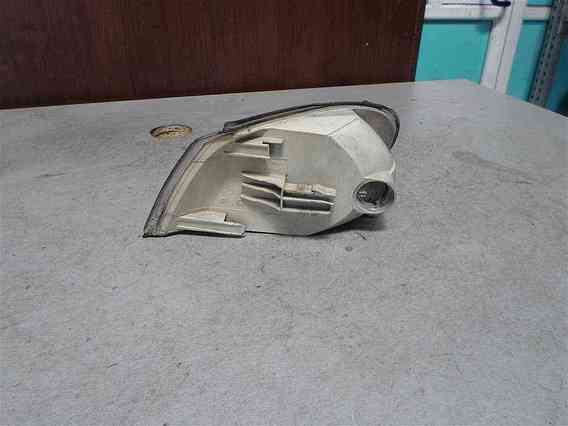 LAMPA SEMNALIZARE DREAPTA Opel Vectra-B 2001 - Poza 2