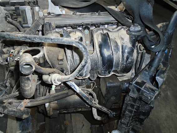 MOTOR CU ANEXE Volkswagen Polo benzina 2003 - Poza 1