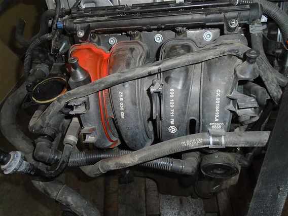 MOTOR CU ANEXE Volkswagen Polo benzina 2004 - Poza 1