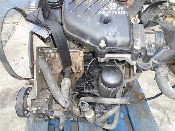 MOTOR CU ANEXE Seat Ibiza diesel 2001 - Poza 1