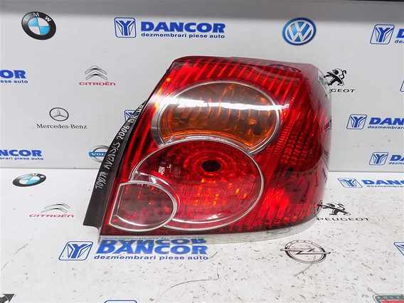 LAMPA DREAPTA SPATE Toyota Avensis 2006 - Poza 1