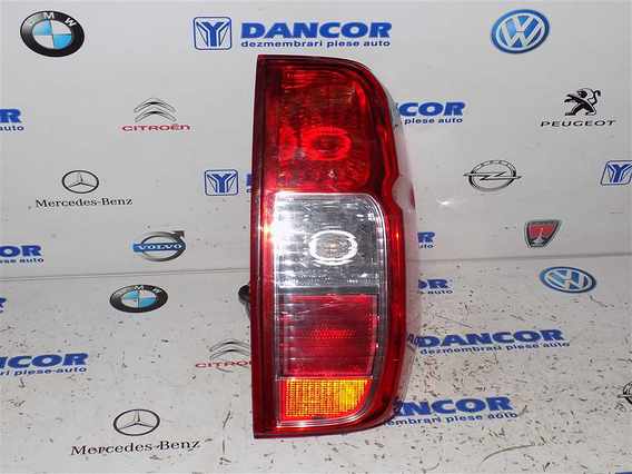 LAMPA DREAPTA SPATE Nissan Navara 2006 - Poza 1