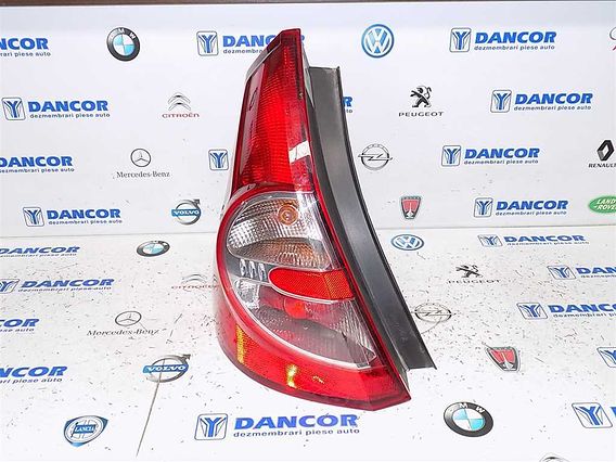 LAMPA STANGA SPATE Dacia Sandero 2008 - Poza 1