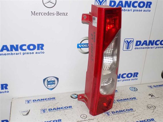 LAMPA DREAPTA SPATE Peugeot Expert 2009 - Poza 3