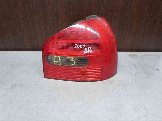 LAMPA DREAPTA SPATE Audi A3 2001 - Poza 1