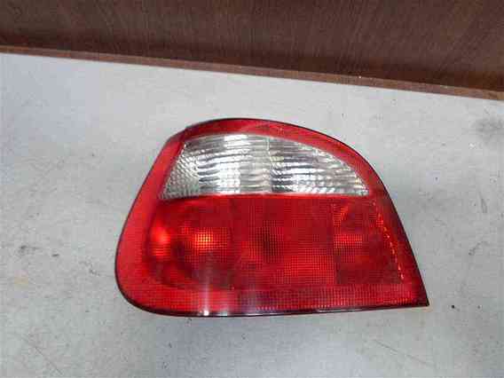 LAMPA STANGA SPATE Renault Megane 2002 - Poza 1