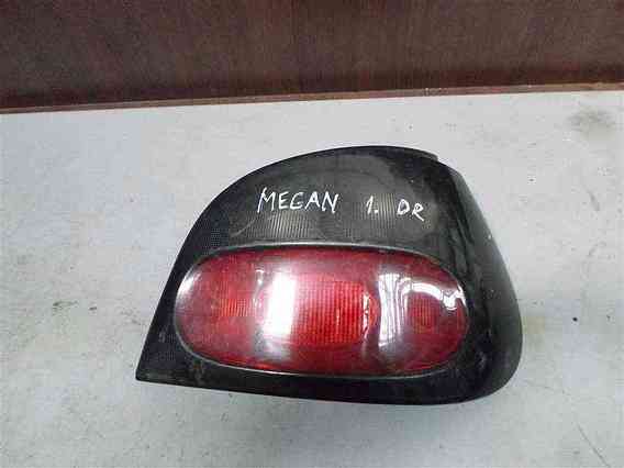 LAMPA DREAPTA SPATE Renault Megane 1998 - Poza 1