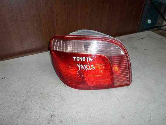 LAMPA STANGA SPATE Toyota Yaris 2000 - Poza 1