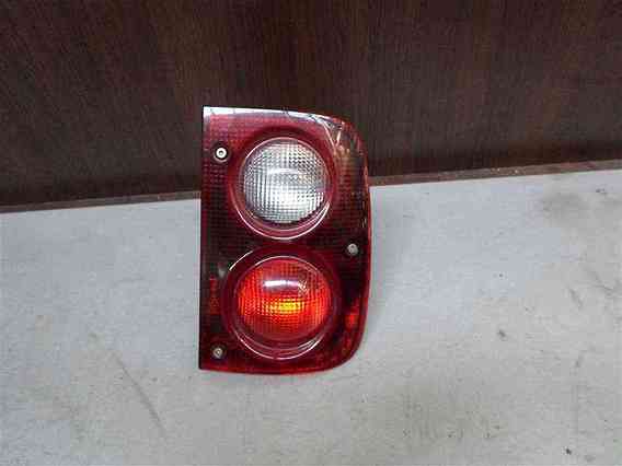 LAMPA DREAPTA SPATE Land Rover Freelander 2000 - Poza 1