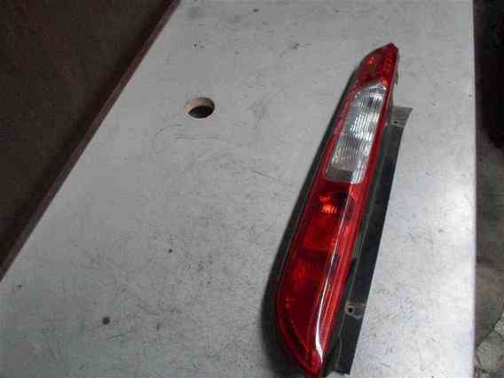 LAMPA STANGA SPATE Ford Focus II 2005 - Poza 1