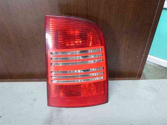 LAMPA DREAPTA SPATE Skoda Octavia 2007 - Poza 1